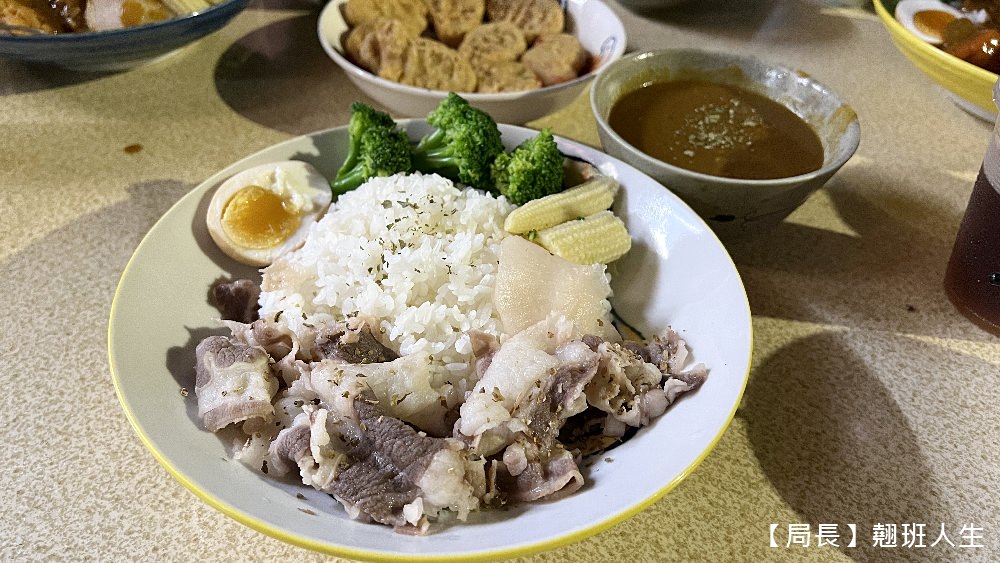 深沼咖哩||台中南門市場巷子內,老闆的熱情讓客人吃不完兜著走! - 第8張圖 深沼咖哩||台中南門市場巷子內,老闆的熱情讓客人吃不完兜著走!