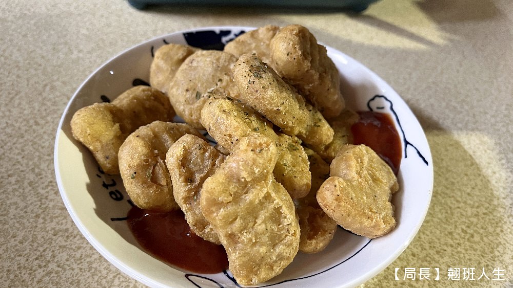 深沼咖哩||台中南門市場巷子內,老闆的熱情讓客人吃不完兜著走! - 第5張圖 深沼咖哩||台中南門市場巷子內,老闆的熱情讓客人吃不完兜著走!