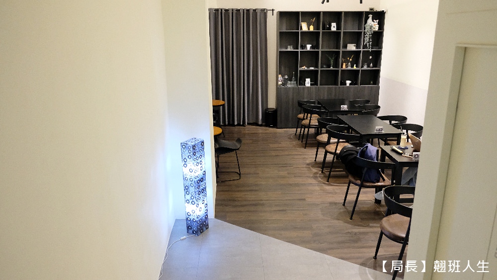 湮云 Lostcloud Cafe精品咖啡、手作甜點||台中西屯區懷舊的卡式錄音機主題咖啡，咖啡的天空來了一朵雲!!||台中西屯區懷舊的卡式錄音機主題咖啡，咖啡的天空來了一朵雲!