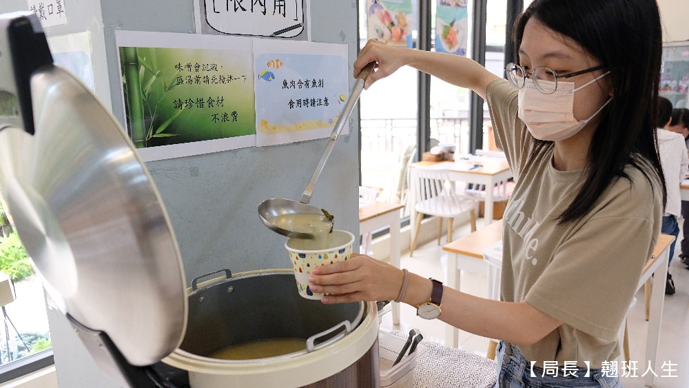 台中南區|鮨壽司，精選推薦日本料理，遇見禹英禑海苔飯捲，內用銅板價也能吃飽飽喝飽飽!外帶也可以很平價奢華!