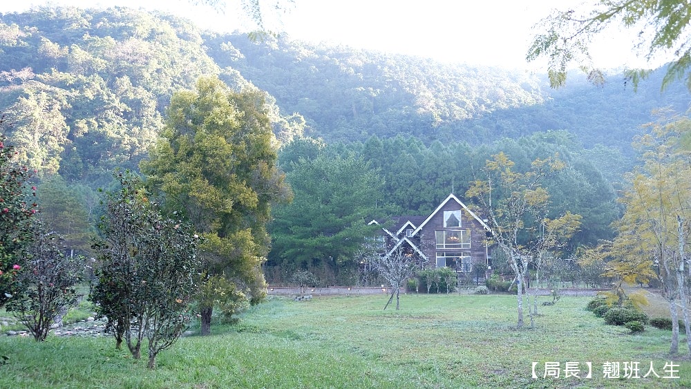 南投旅宿||日月潭御朝渡假村，坐擁整座山谷，南投賞螢火蟲勝地，手做環保脆皮紙箱雞，台灣檜木墅館呈現無可取代的台灣檜木精神