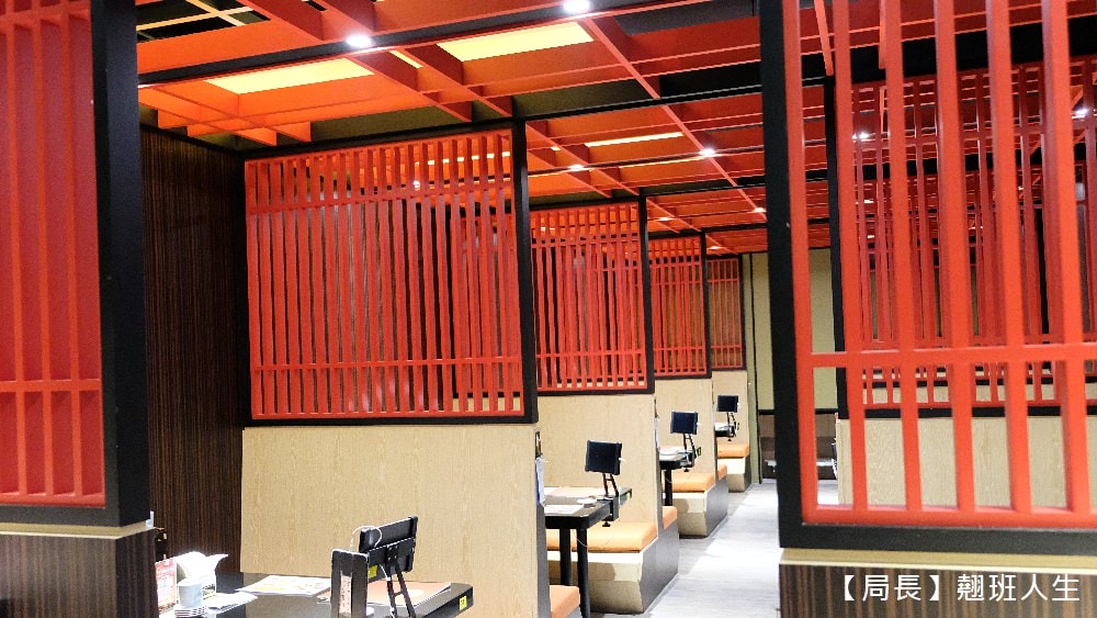 台中南屯區||大漁迴轉壽司(創始店)，滿滿馬糞海膽、星鰻完整未刪減，料理現點現做，當季最新鮮上桌，2024開春行運新菜單。